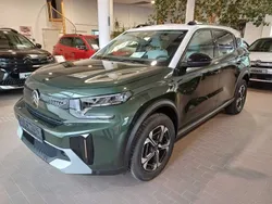 Grün (montana grün metallic) Neu 2025 Citroën e-C3 SUV | 32.590 € (Etwas zu teuer)