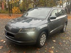 Grau Gebraucht 2020 Skoda Karoq SUV | 16.900 € (Fairer Preis)