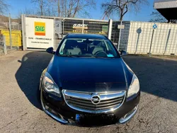 Schwarz Gebraucht 2016 Opel Insignia Kombi | 5.900 € (Guter Preis)