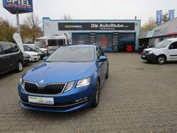 Raceblau metallic Gebraucht 2018 Skoda Octavia LAURIN & KLEMENT Kombi | 26.990 €