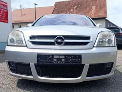 Silber Gebraucht 2002 Opel Vectra Comfort Limousine | 2.850 €