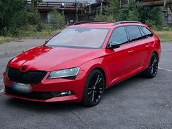 Rot Gebraucht 2018 Skoda Superb SportLine Kombi | 18.500 €