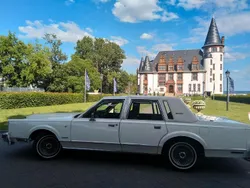 Weiß Gebraucht 1982 Lincoln Town Car Limousine | 14.400 €