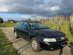 Schwarz Gebraucht 1999 Audi A4 Kombi | 550 € (Superpreis)