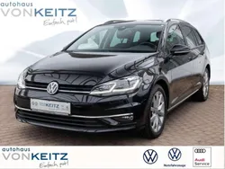 Deepschwarz perleffekt Gebraucht 2020 VW Golf VII Highline Kombi | 18.990 € (Fairer Preis)
