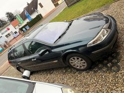 Grün Gebraucht 2003 Renault Laguna II Kombi | 990 €