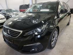 Schwarz Gebraucht 2021 Peugeot 308 SW Allure Kombi | 10.700 € (Fairer Preis)