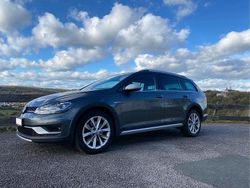 Grau Gebraucht 2020 VW Golf Alltrack Kombi | 23.490 € (Etwas zu teuer)