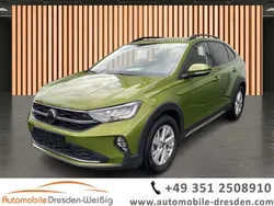 Grün visual green (metallic) Gebraucht 2023 VW Taigo Life SUV | 17.980 € (Superpreis)