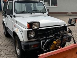 Weiß Gebraucht 2000 Suzuki Samurai SUV | 2.900 €