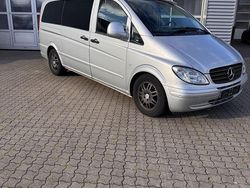 Silber Gebraucht 2006 Mercedes Vito Van / Kleinbus | 7.270 € (Fairer Preis)
