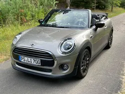 Grau Gebraucht 2019 Mini Cooper Cabriolet Cabrio | 19.600 € (Fairer Preis)