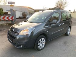 Grau Gebraucht 2015 Citroën Berlingo SELECTION Van / Kleinbus | 7.999 € (Etwas zu teuer)