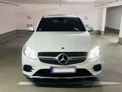 Weiß Gebraucht 2017 Mercedes GLC250 AMG line Coupé | 33.000 € (Teuer)