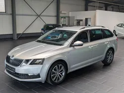 Silber Gebraucht 2020 Skoda Octavia Soleil Kombi | 18.900 € (Fairer Preis)