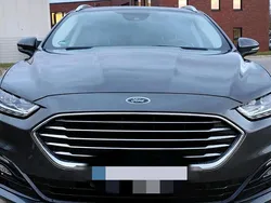 Grau Gebraucht 2022 Ford Mondeo Titanium Kombi | 22.000 € (Fairer Preis)