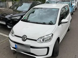 Weiß Gebraucht 2017 VW up! Kleinwagen | 5.500 € (Guter Preis)