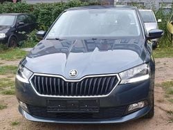 Grau Gebraucht 2018 Skoda Fabia Ambition Kombi | 7.950 € (Guter Preis)