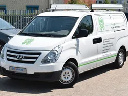 Weiß Gebraucht 2013 Hyundai H-1 Van / Kleinbus | 6.590 € (Superpreis)