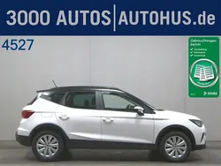 Weiß (nevada weiß metallic) Gebraucht 2023 Seat Arona FR SUV | 15.880 € (Guter Preis)