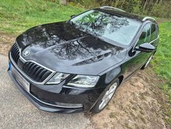 Schwarz Gebraucht 2017 Skoda Octavia Style Kombi | 13.999 € (Fairer Preis)