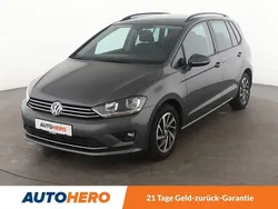Grau Gebraucht 2017 VW Golf Sportsvan Sound Van / Kleinbus | 16.030 € (Fairer Preis)