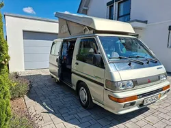 Beige Gebraucht 1995 Mitsubishi L300 Van / Kleinbus | 12.900 €