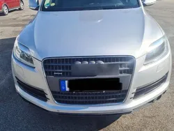 Silber Gebraucht 2008 Audi Q7 SUV | 5.000 €