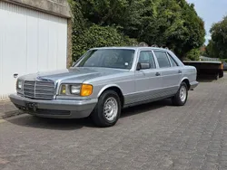 Silber Gebraucht 1985 Mercedes 500 Limousine | 18.999 €