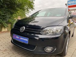 Schwarz Gebraucht 2011 VW Golf Plus Cross Style Van / Kleinbus | 7.550 € (Fairer Preis)