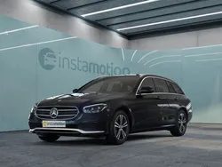 Schwarz Gebraucht 2023 Mercedes E220 Kombi | 40.140 € (Fairer Preis)