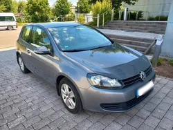 Grau Gebraucht 2010 VW Golf VI Kleinwagen | 3.799 € (Guter Preis)