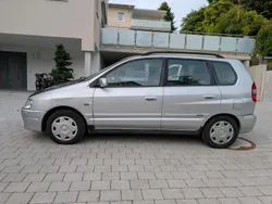 Silber Gebraucht 2001 Mitsubishi Space Star Limousine | 650 €