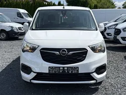 Weiß Gebraucht 2019 Opel Combo Life Van / Kleinbus | 17.880 € (Fairer Preis)