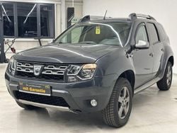 Grau Gebraucht 2016 Dacia Duster Prestige SUV | 10.990 € (Fairer Preis)