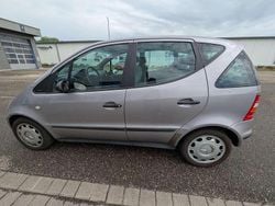 Silber Gebraucht 2000 Mercedes 170 Kleinwagen | 5.300 €