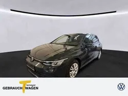 Grau Gebraucht 2022 VW Golf VIII Life Limousine | 19.590 € (Guter Preis)