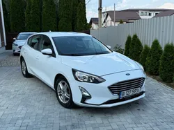 Weiß Gebraucht 2020 Ford Focus Trend Limousine | 10.199 € (Guter Preis)