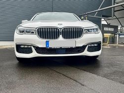 Weiß Gebraucht 2017 BMW 730 M Sport Limousine | 38.999 € (Teuer)
