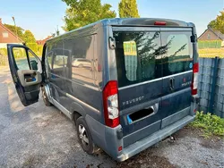 Blau Gebraucht 2010 Peugeot Boxer Van | 4.990 € (Etwas zu teuer)