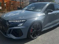 Grau Gebraucht 2022 Audi RS3 Sportback Comfort Kleinwagen | 46.599 €