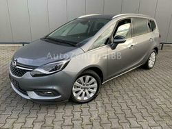 Grau metallic Gebraucht 2019 Opel Zafira Innovation Van / Kleinbus | 19.990 € (Fairer Preis)