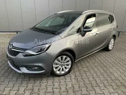 Grau metallic Gebraucht 2019 Opel Zafira Innovation Van / Kleinbus | 19.990 € (Fairer Preis)