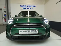Grün Gebraucht 2022 Mini ONE Classic Kleinwagen | 13.300 € (Guter Preis)