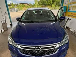 Blau Gebraucht 2016 Opel Astra Kombi | 7.500 € (Fairer Preis)
