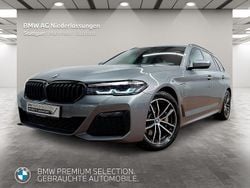 Grau Gebraucht 2022 BMW 530e M Sport Kombi | 36.180 € (Fairer Preis)