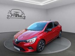 Dezir rot Gebraucht 2022 Renault Clio V Evolution Limousine | 13.990 € (Guter Preis)