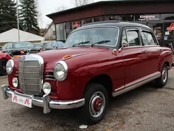 Rot Gebraucht 1962 Mercedes C180 Limousine | 16.800 €