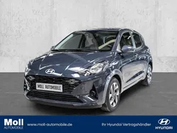 Andere farbe Gebraucht 2022 Hyundai i10 Trend Kleinwagen | 18.480 € (Guter Preis)