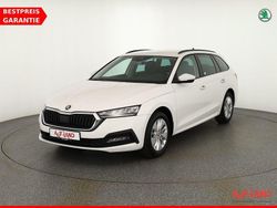 Weiß Gebraucht 2021 Skoda Octavia Ambition Kombi | 20.990 € (Fairer Preis)